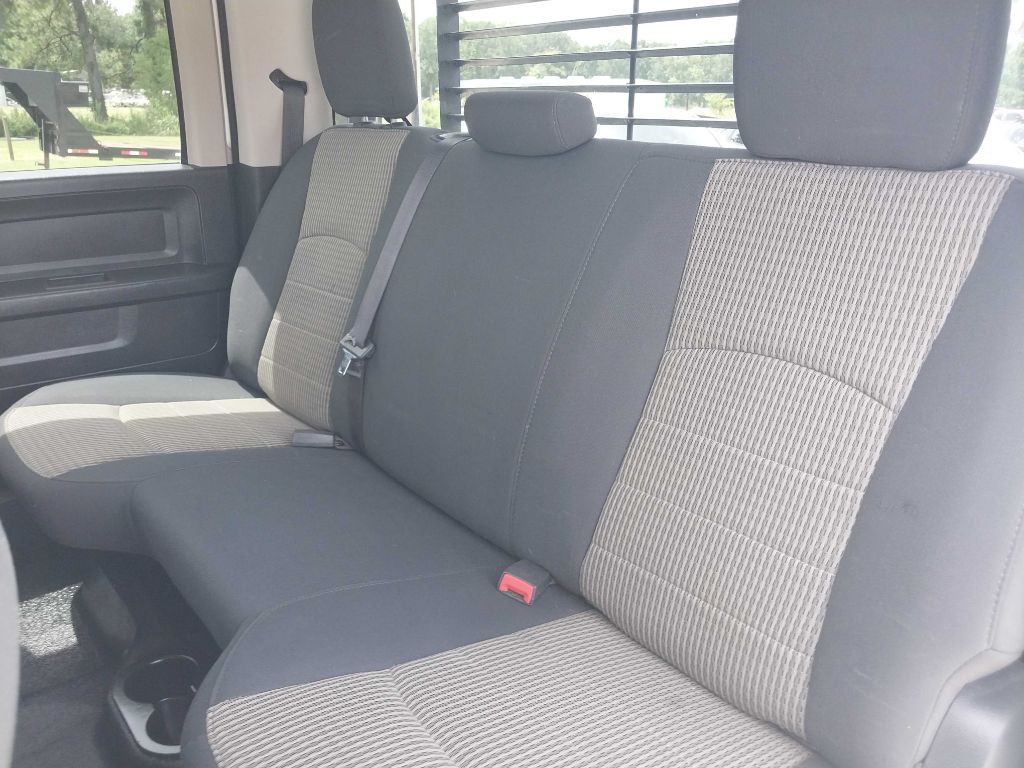 2012 Dodge Ram 3500 Image 28