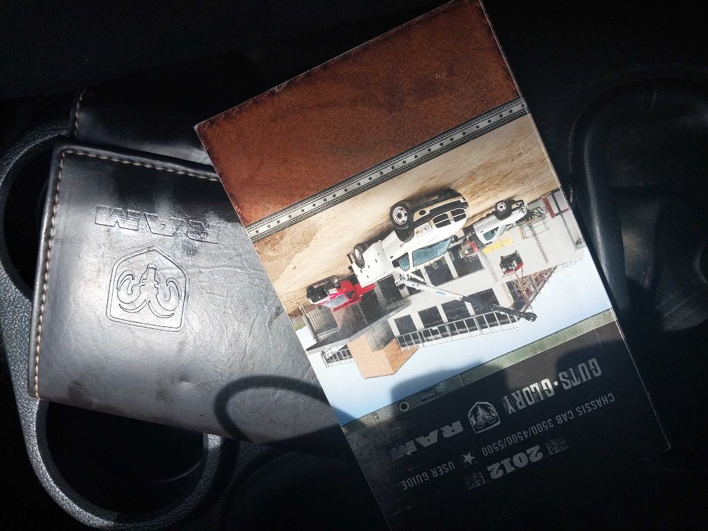 2012 Dodge Ram 3500 Image 31