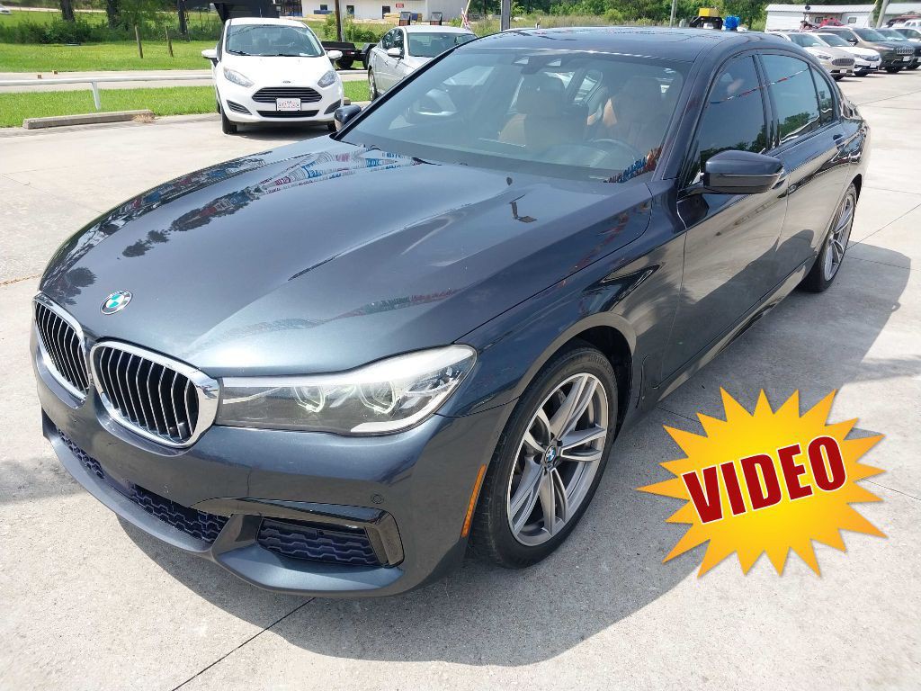 2017 BMW 7 Series Image 1