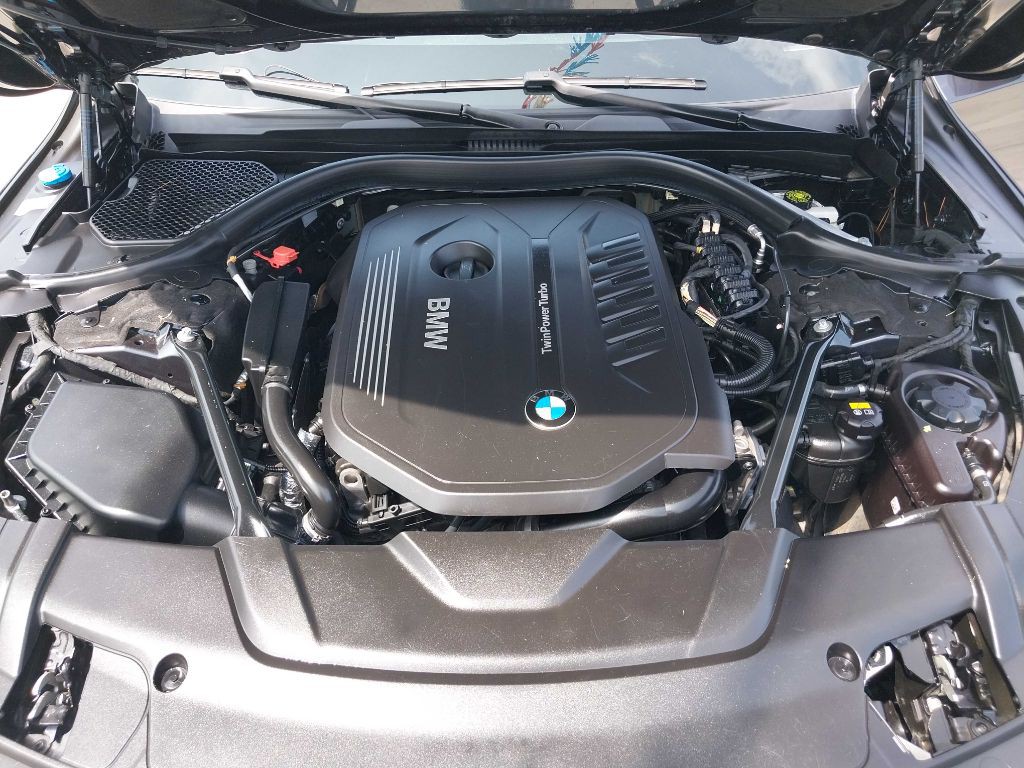 2017 BMW 7 Series Image 31