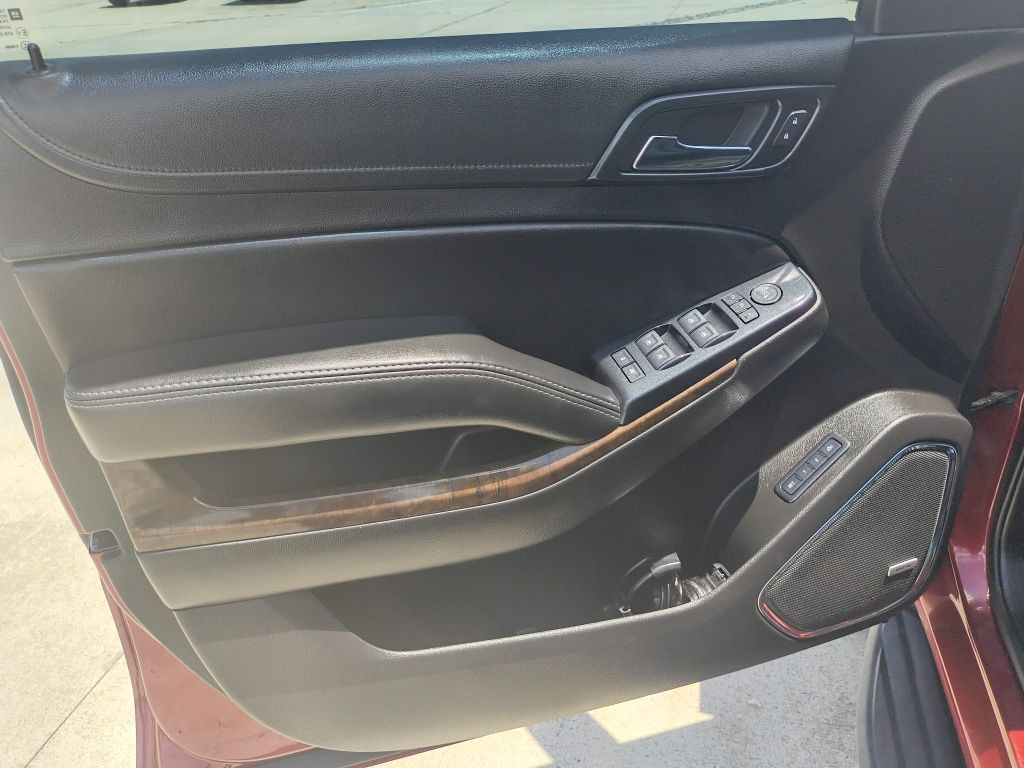 2018 Chevrolet Suburban Image 11