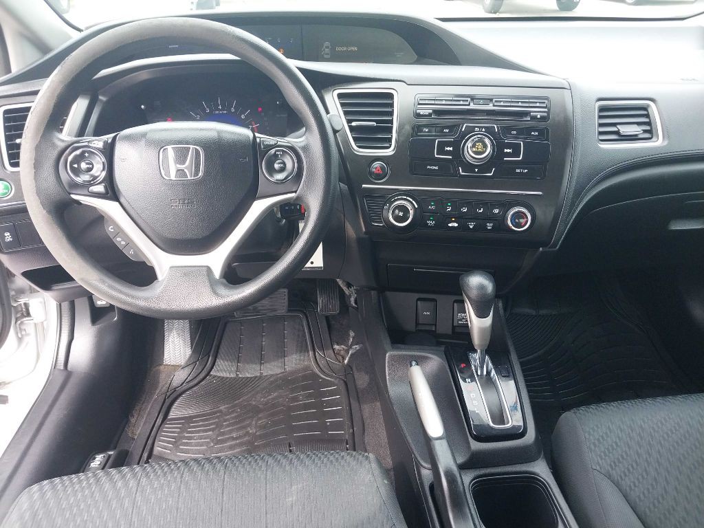 2015 Honda Civic Image 13