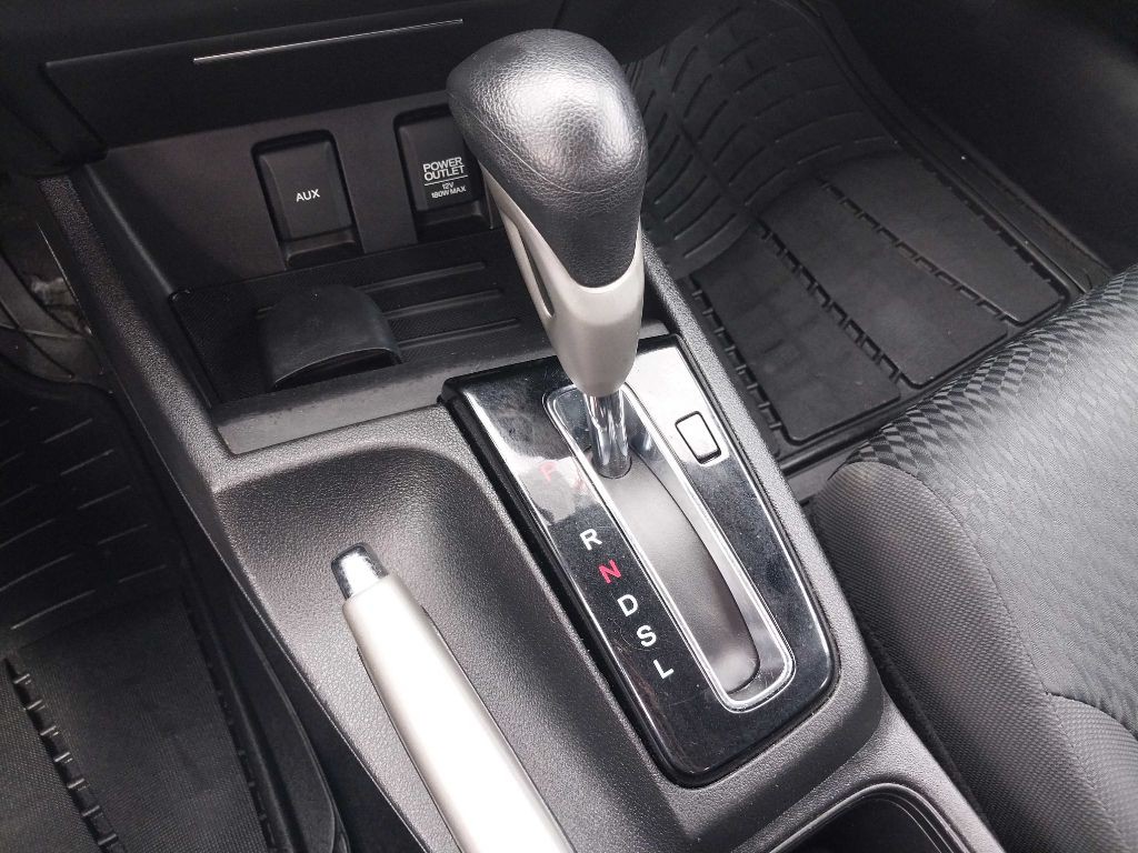 2015 Honda Civic Image 19