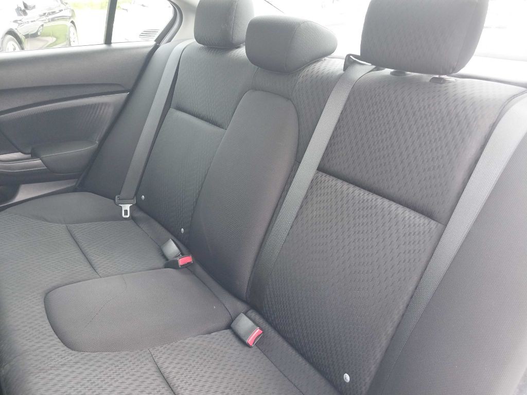 2015 Honda Civic Image 22