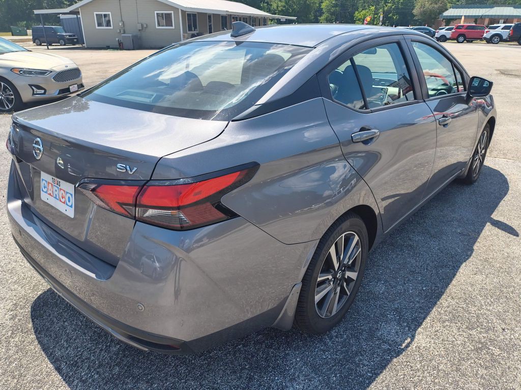 2021 Nissan Versa Image 5