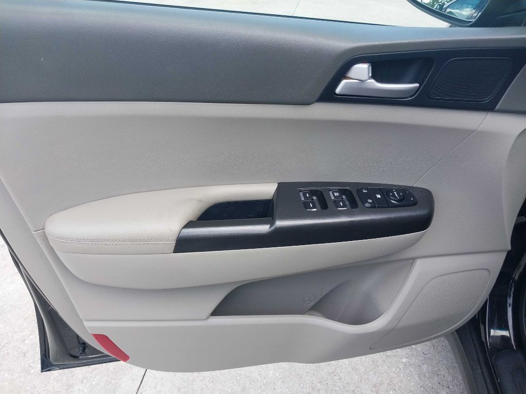 2017 Kia Sportage Image 10