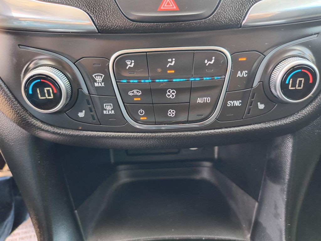 2019 Chevrolet Equinox Image 21