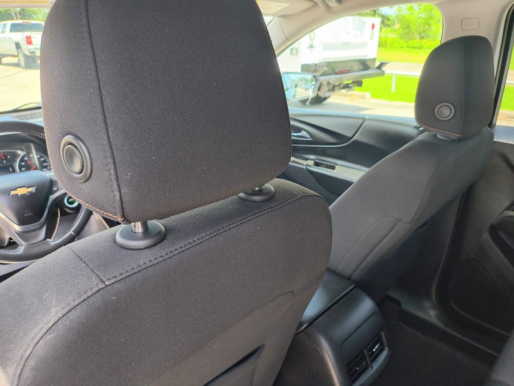 2019 Chevrolet Equinox Image 24