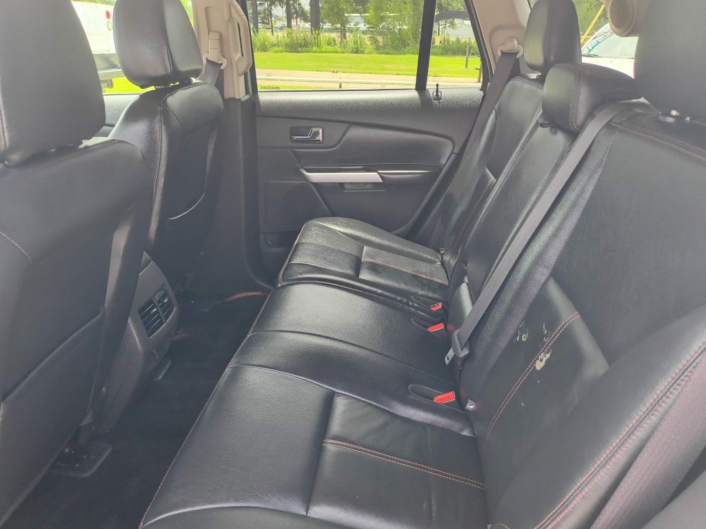2014 Ford Edge Image 24