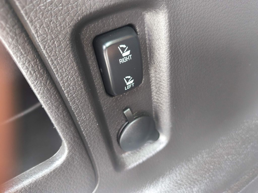 2014 Ford Edge Image 28