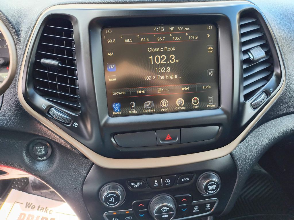 2015 Jeep Cherokee Image 19