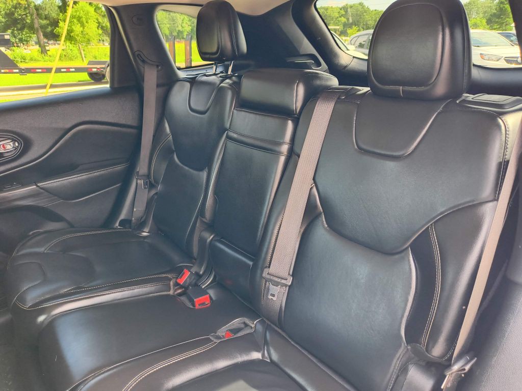 2015 Jeep Cherokee Image 27