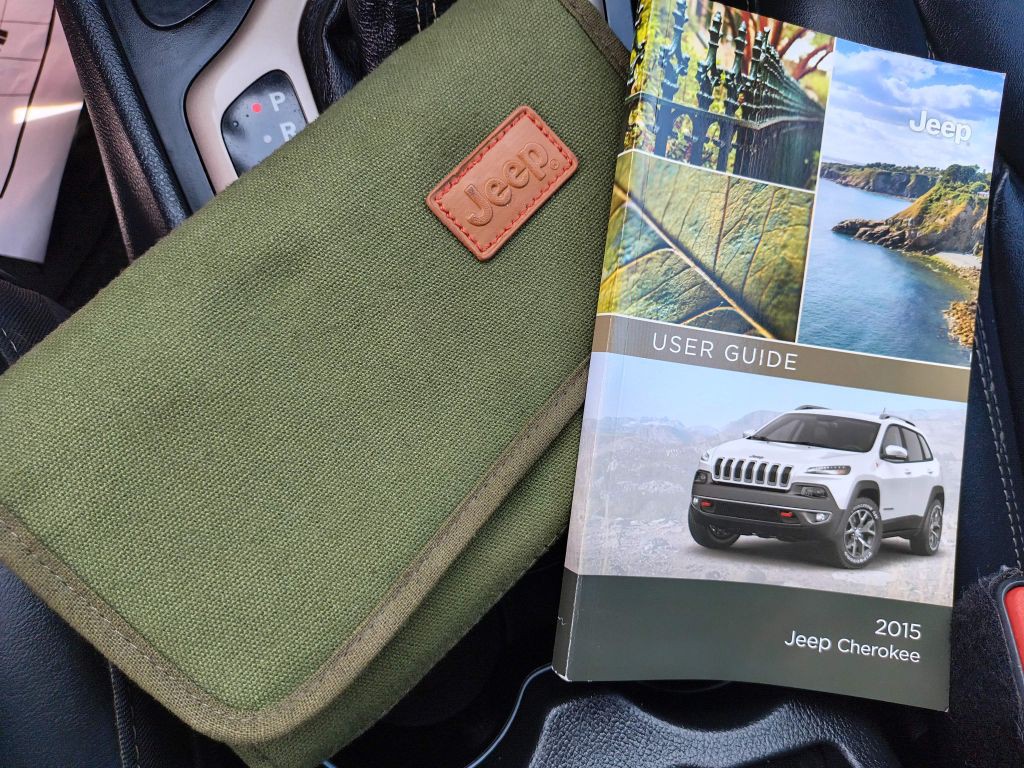 2015 Jeep Cherokee Image 31