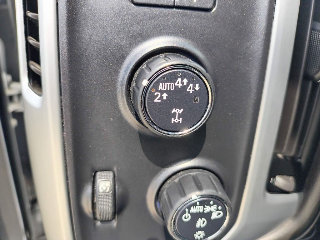 2018 GMC Sierra Image 24