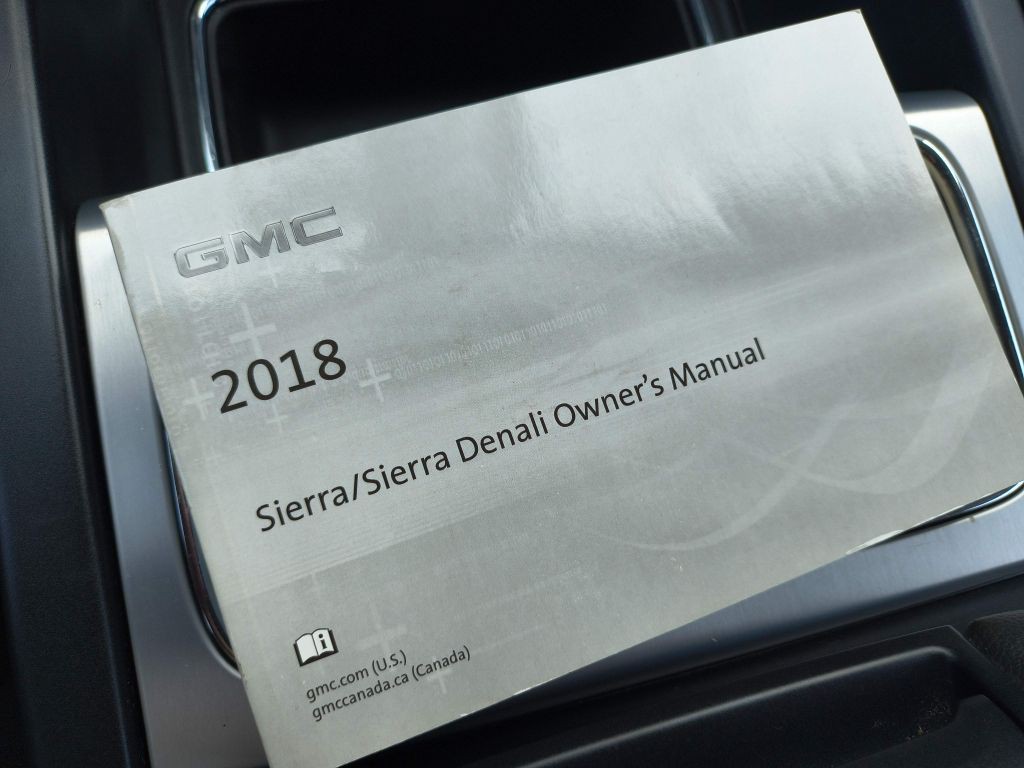 2018 GMC Sierra Image 30