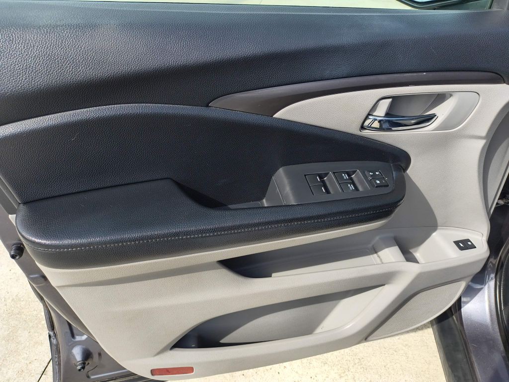 2016 Honda Pilot Image 10