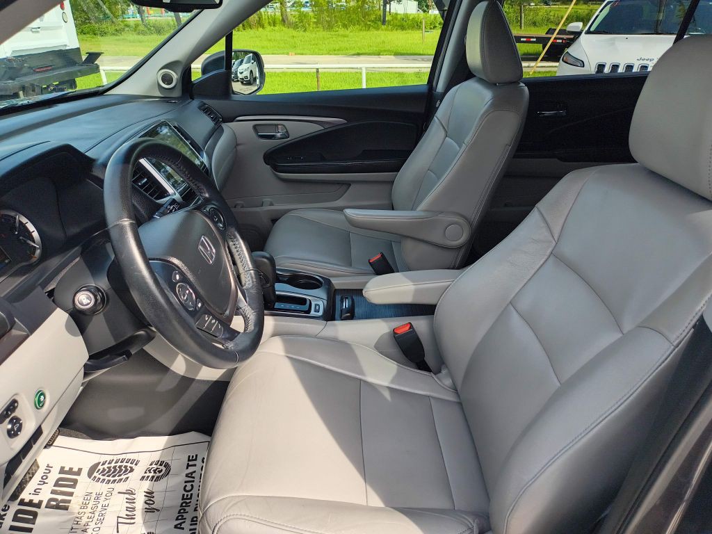 2016 Honda Pilot Image 11