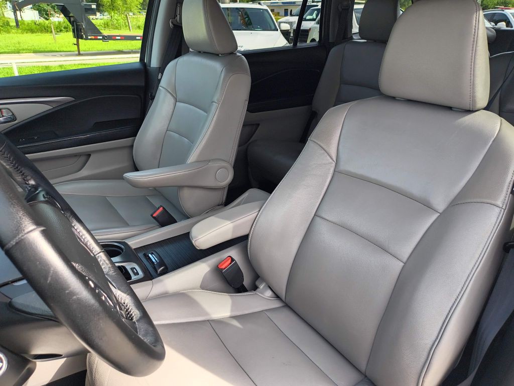 2016 Honda Pilot Image 13