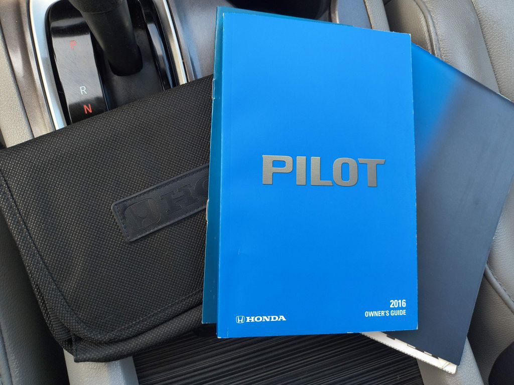 2016 Honda Pilot Image 32