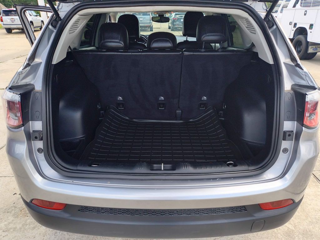 2019 Jeep Compass Image 28