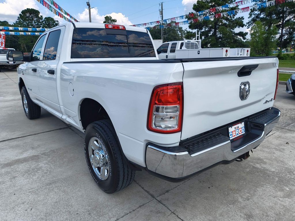 2021 RAM 2500 Image 3