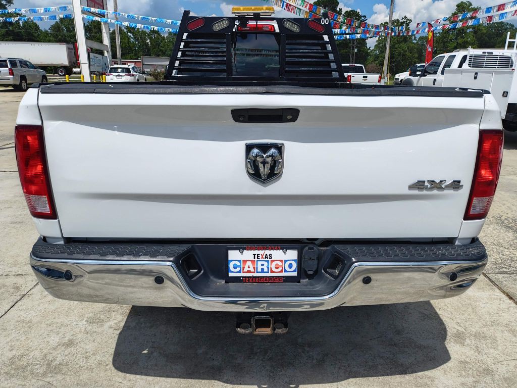 2018 RAM 3500 Image 4
