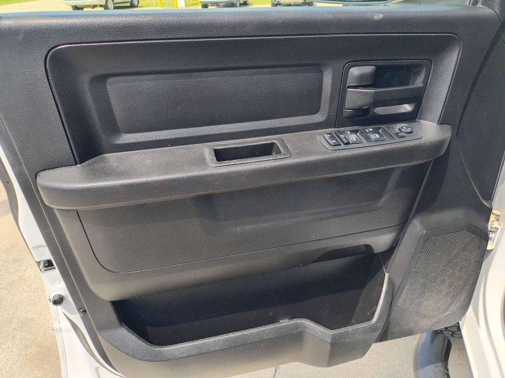 2018 RAM 3500 Image 14