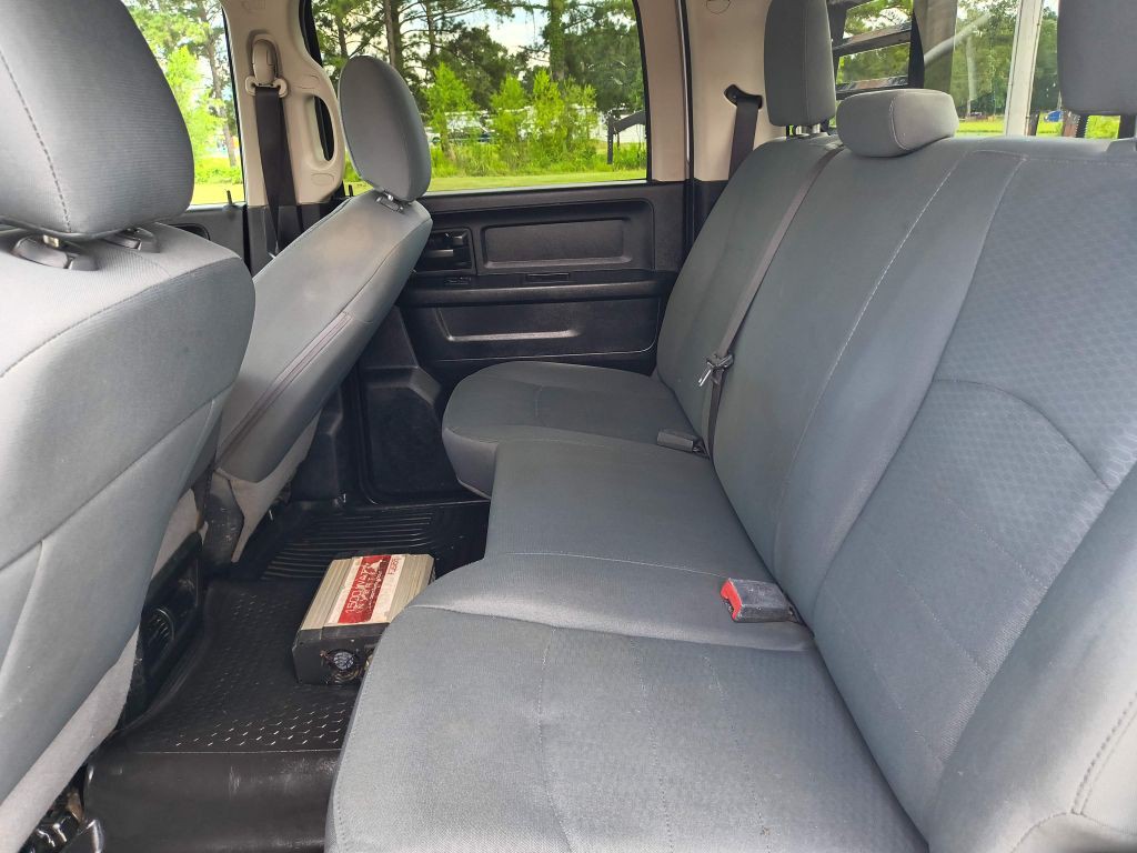 2018 RAM 3500 Image 25