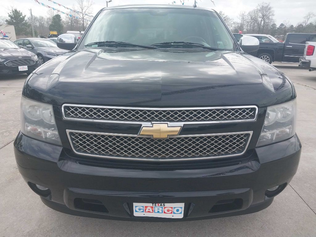 2011 Chevrolet Suburban Image 9