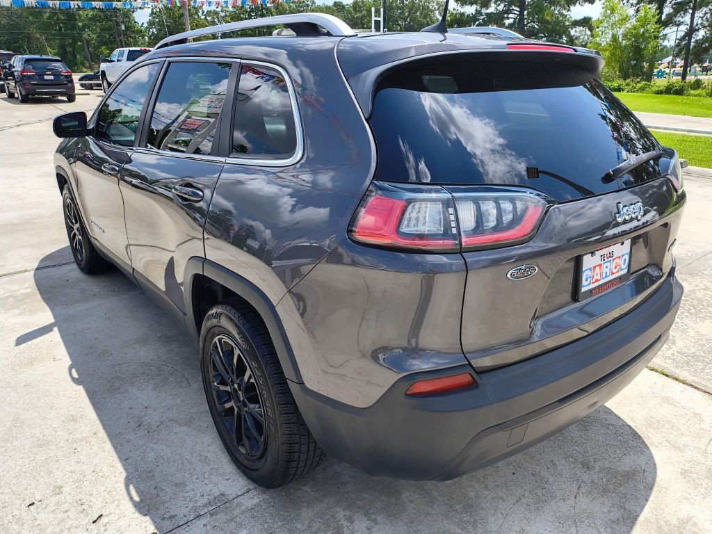 2019 Jeep Cherokee Image 3
