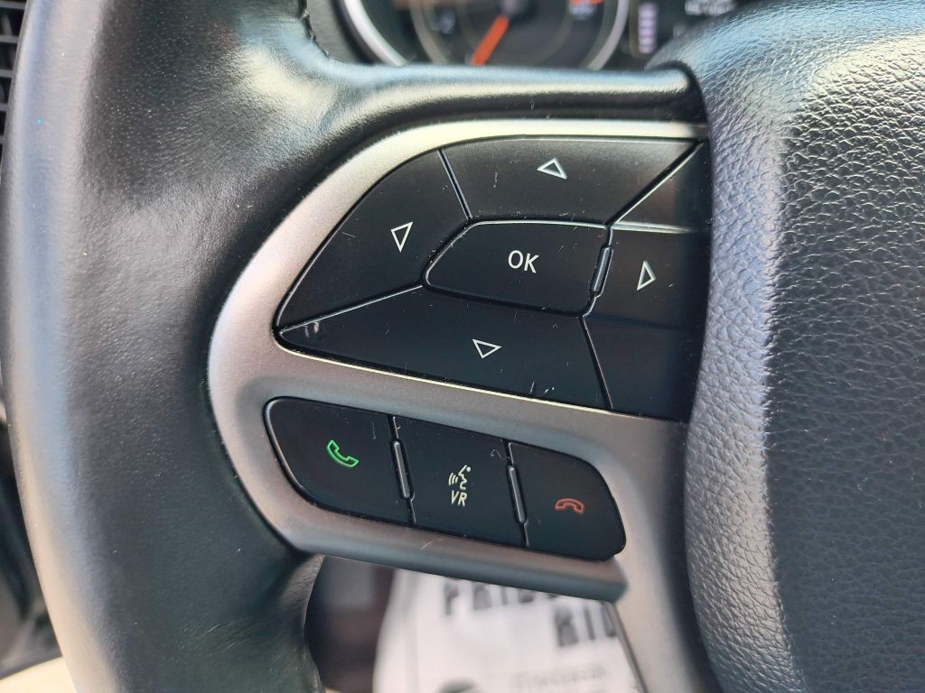 2019 Jeep Cherokee Image 15