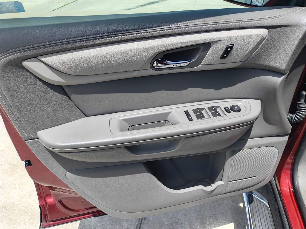 2016 Chevrolet Traverse Image 11