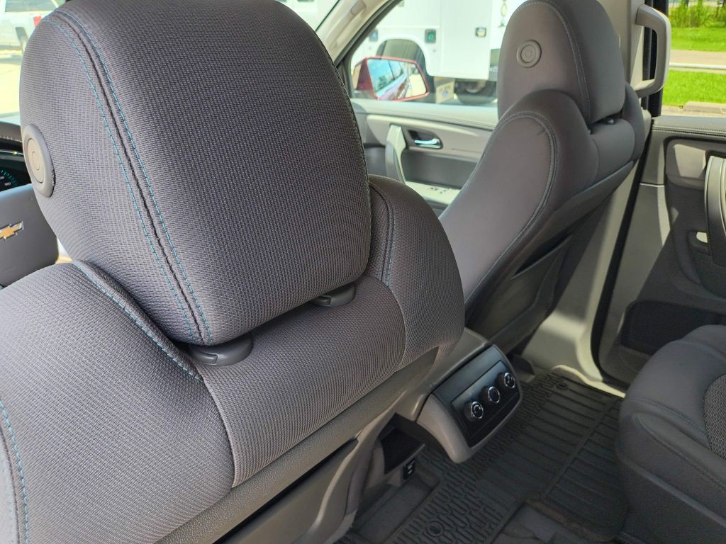 2016 Chevrolet Traverse Image 23