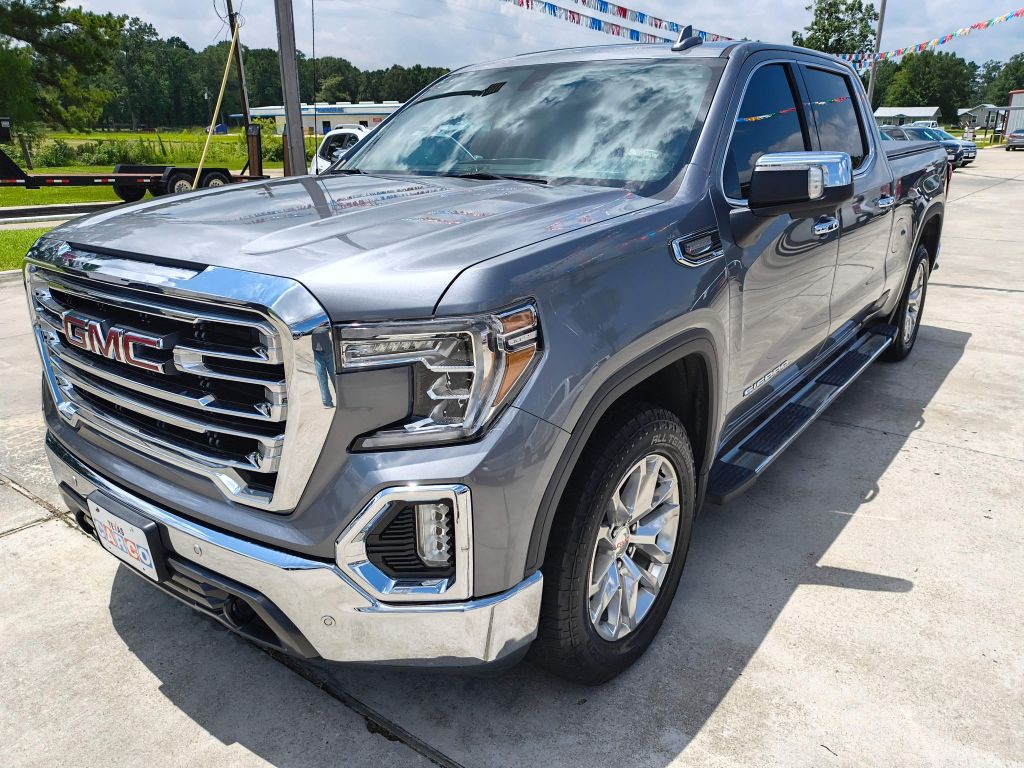 2020 GMC Sierra Image 2