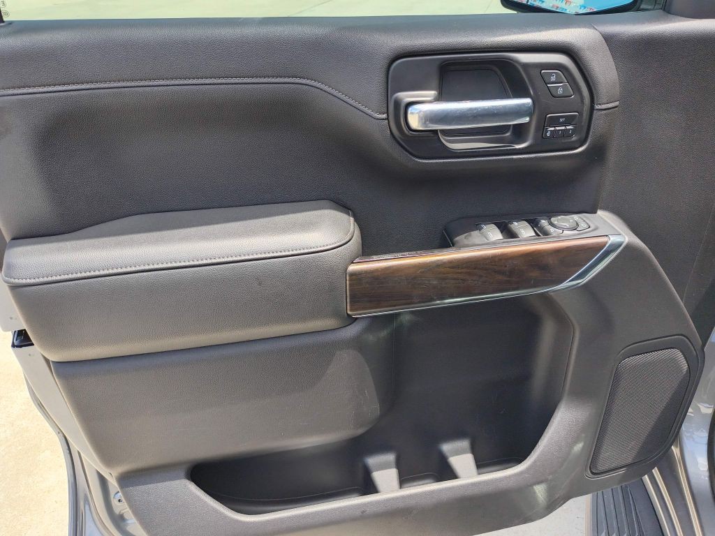 2020 GMC Sierra Image 16