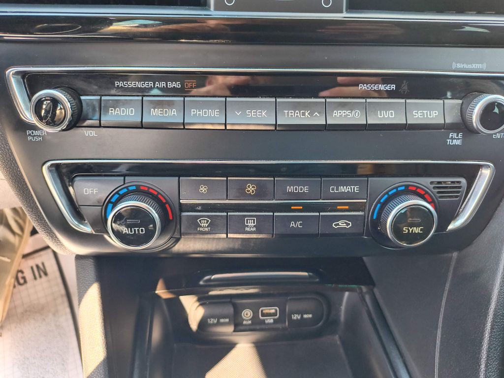 2018 Kia Optima Image 21