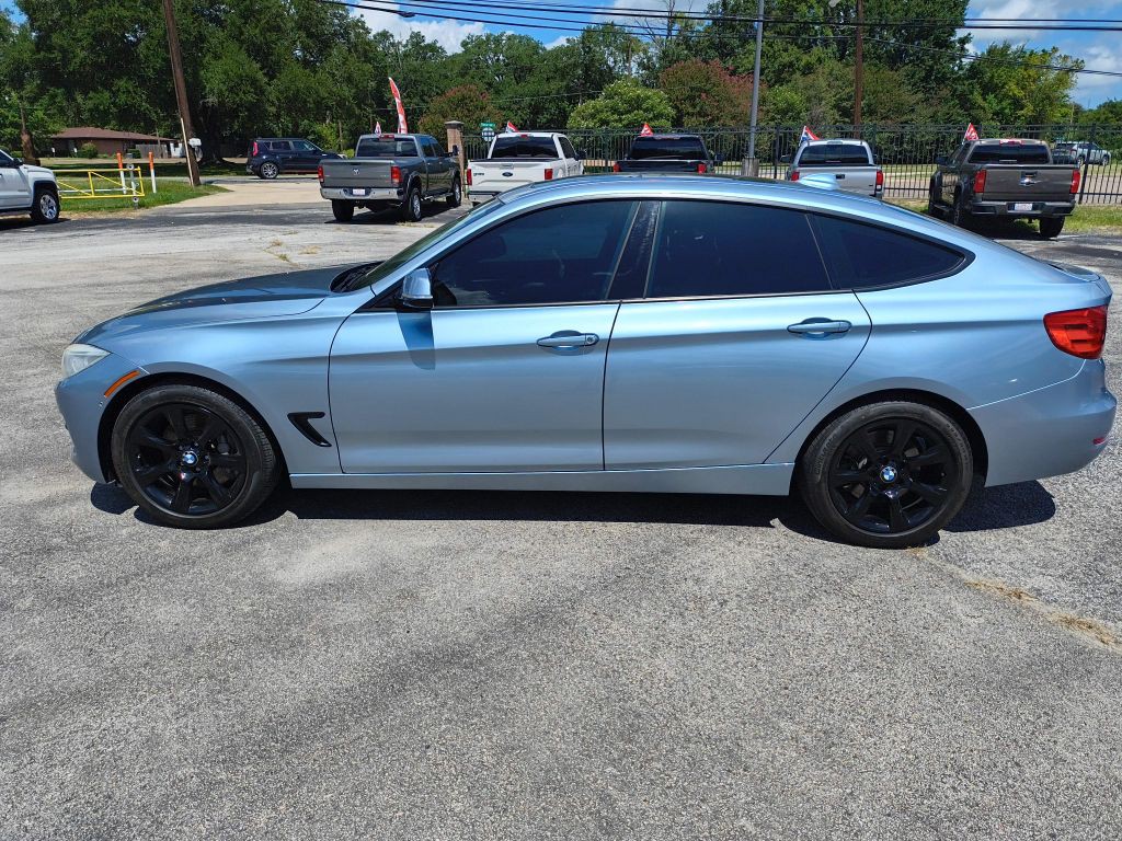 2015 BMW 3 Series Image 3