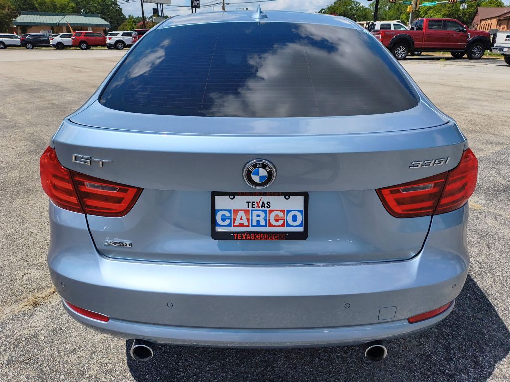 2015 BMW 3 Series Image 5