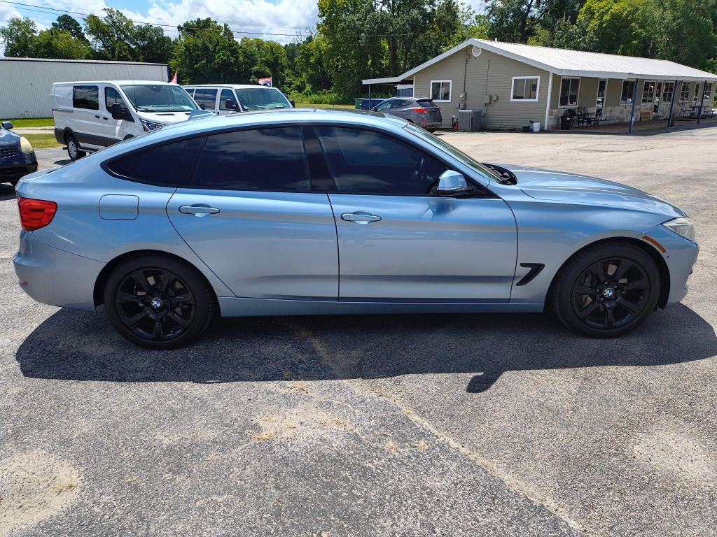 2015 BMW 3 Series Image 7