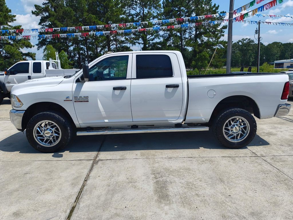 2017 RAM 2500 Image 3