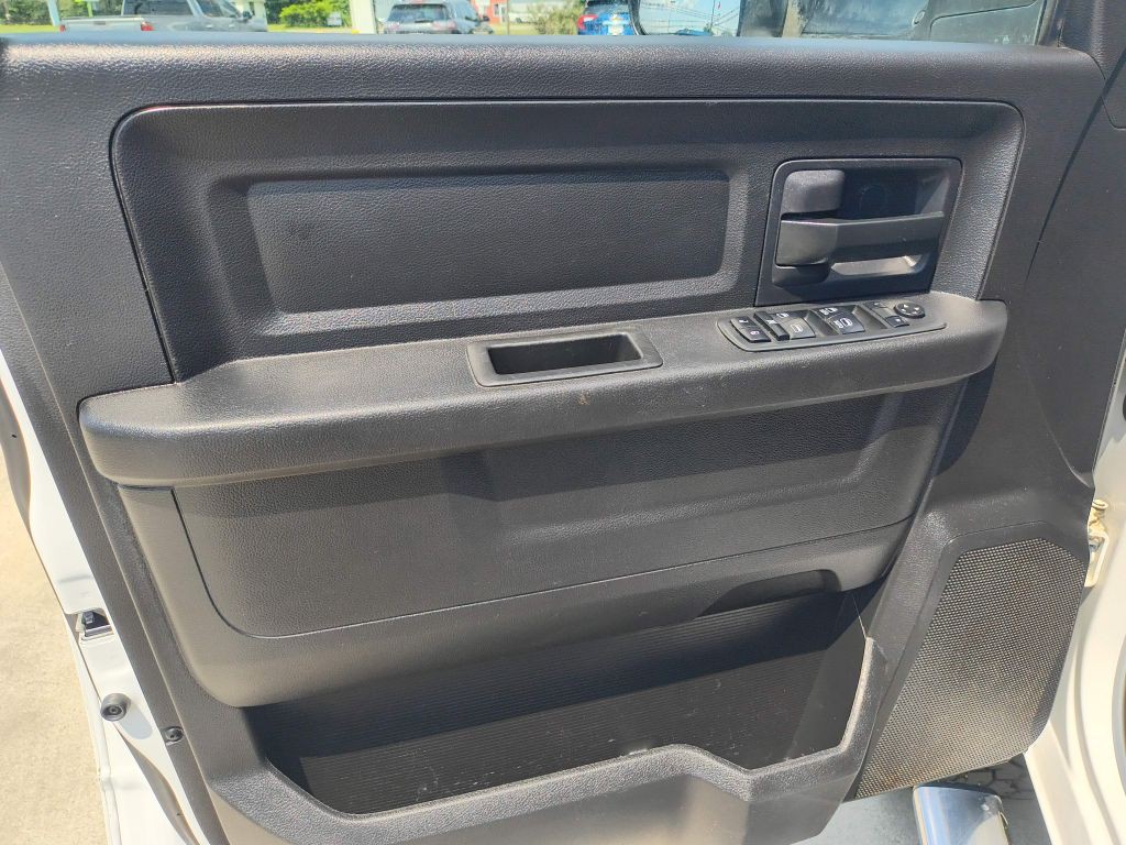 2017 RAM 2500 Image 15