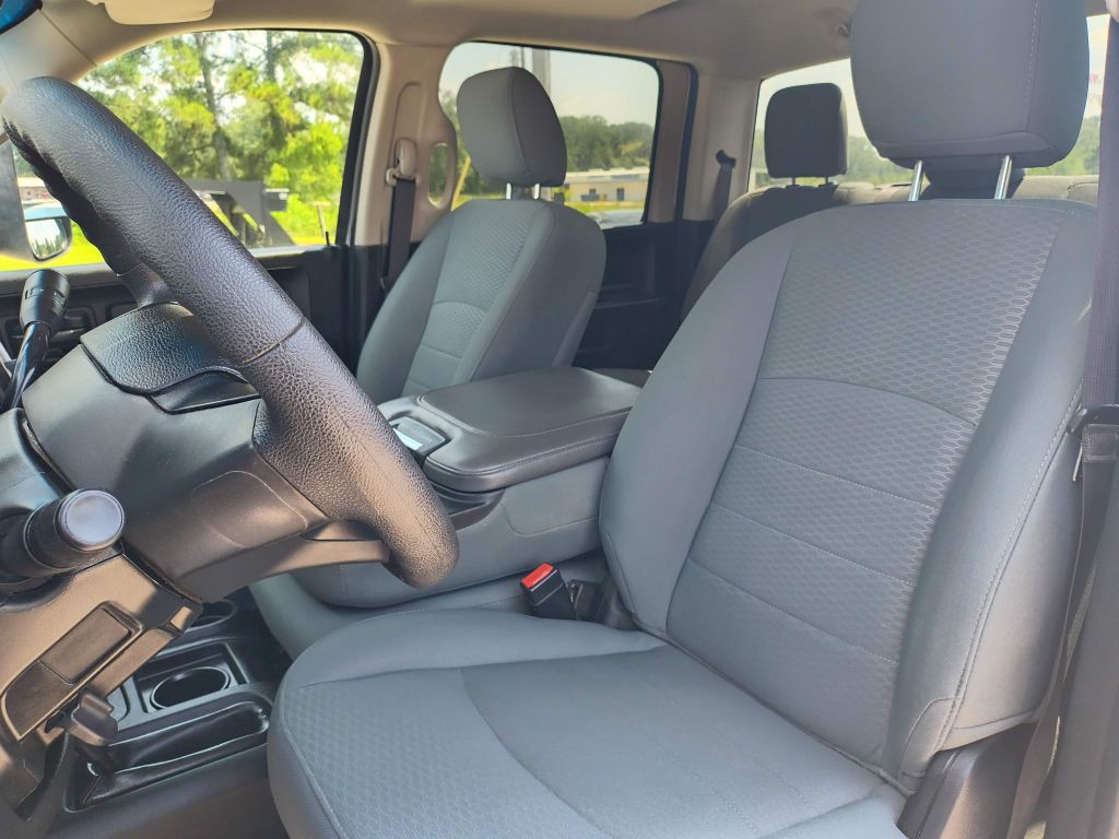 2017 RAM 2500 Image 17