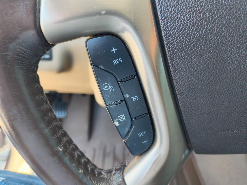 2016 GMC Acadia Image 16