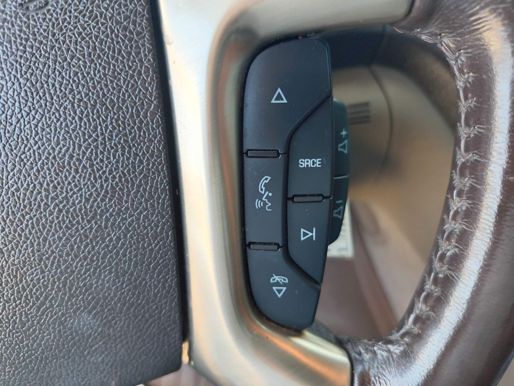 2016 GMC Acadia Image 17