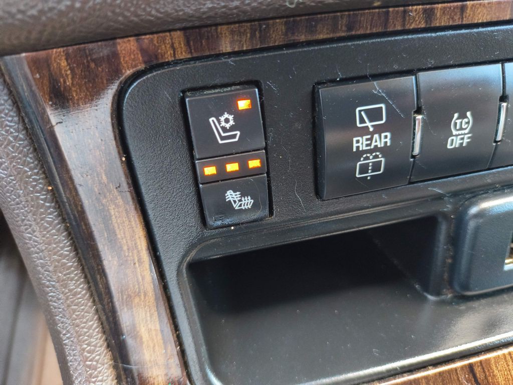 2016 GMC Acadia Image 22