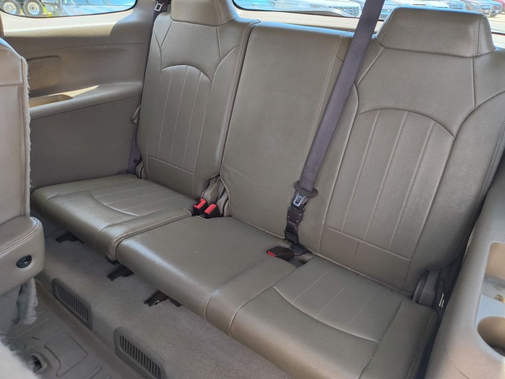 2016 GMC Acadia Image 32