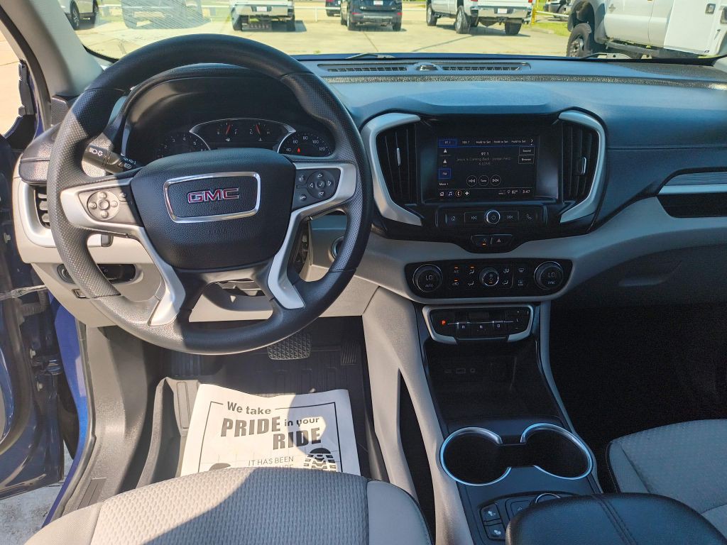 2022 GMC Terrain Image 14
