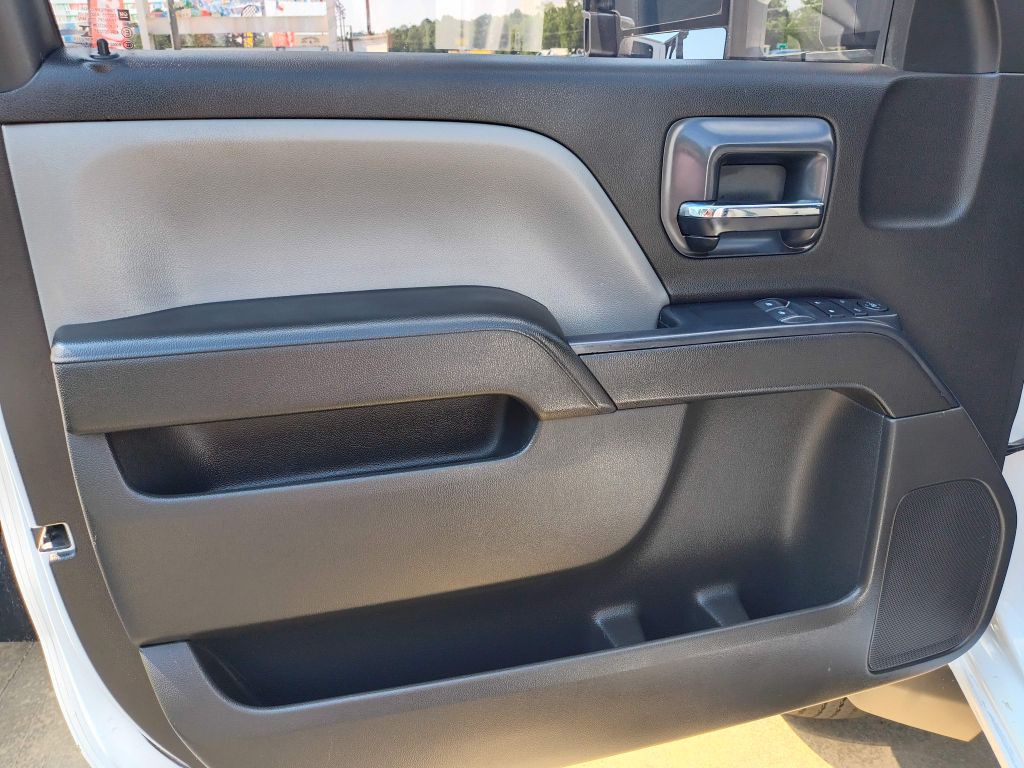 2019 Chevrolet Silverado 1500 Image 12