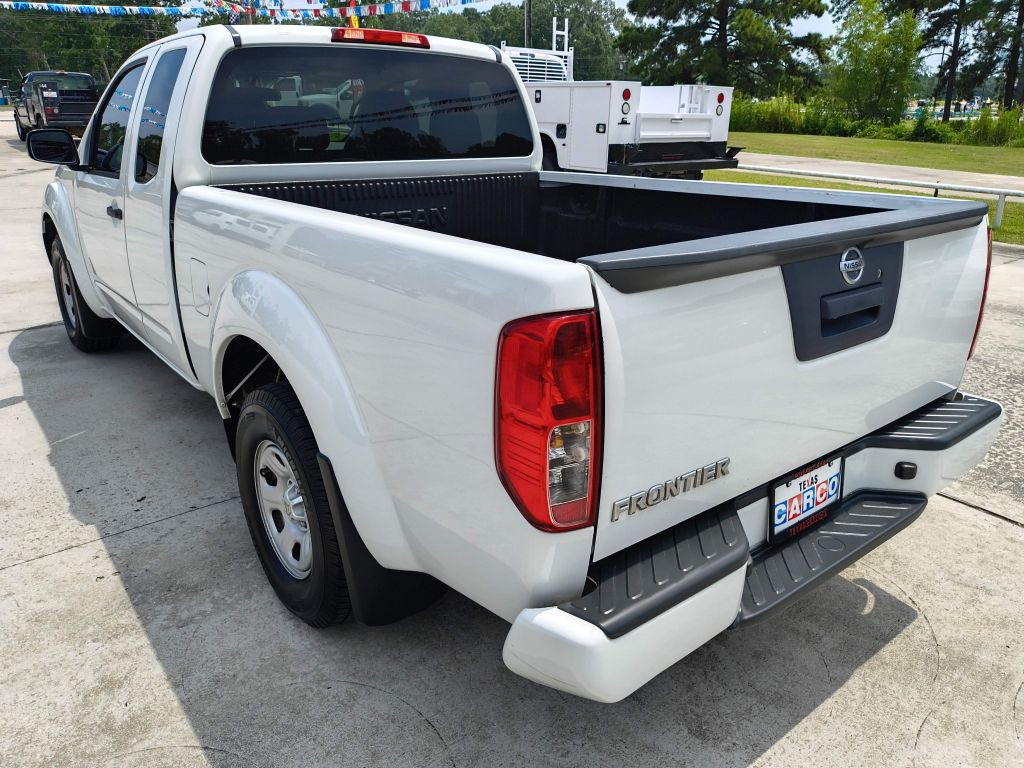 2019 Nissan Frontier Image 3