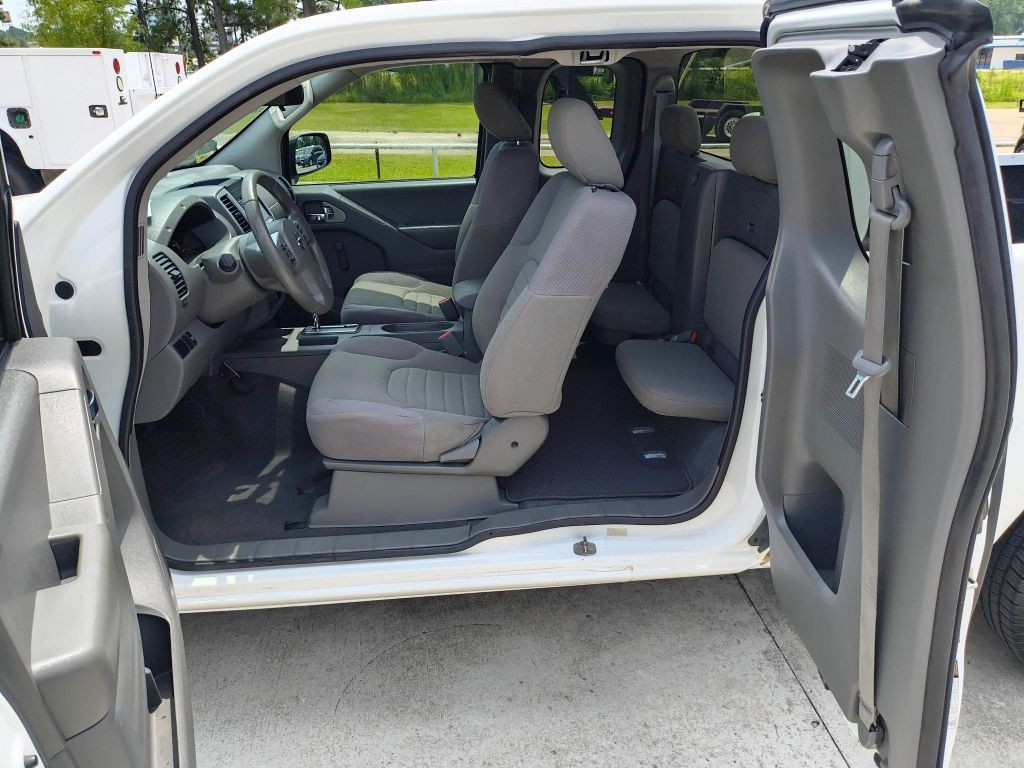 2019 Nissan Frontier Image 24